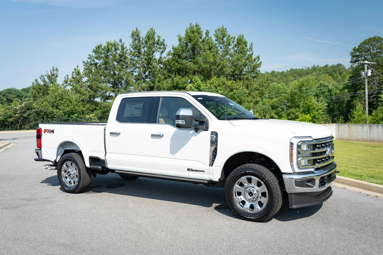 New 2026 Star White Metallic Tri-Coat Ford F-250® Lariat® image 24
