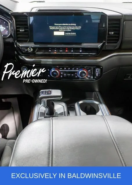 Used 2024 Summit White GMC Elevation image 15