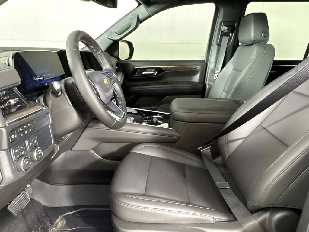 New 2026 Sterling Gray Metallic Chevrolet LT image 26