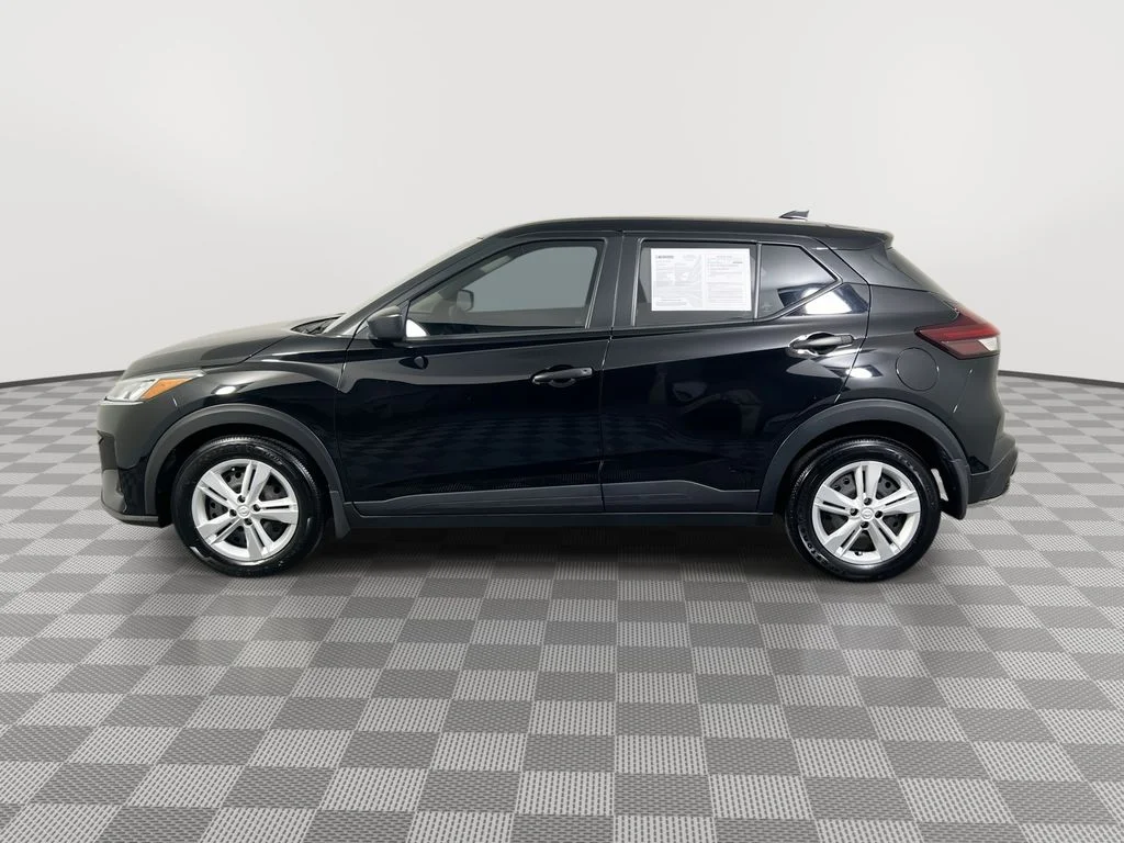 Certified Used 2024 Black Nissan S image 5