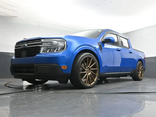 Used 2022 Blue Ford Lariat image 27
