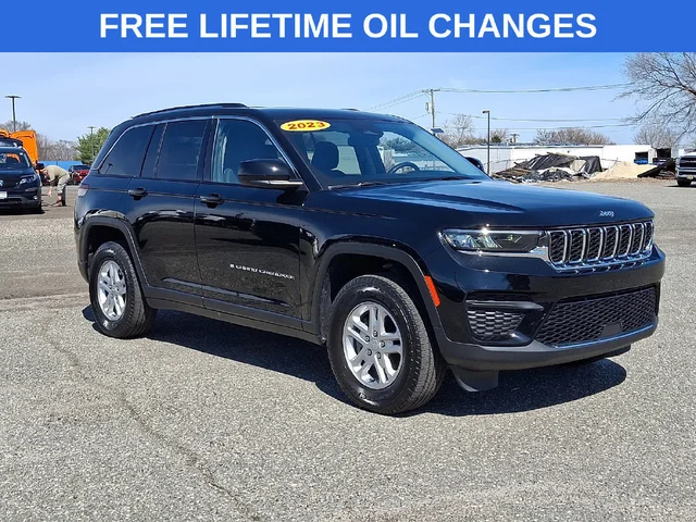 2023 Jeep Grand Cherokee Laredo