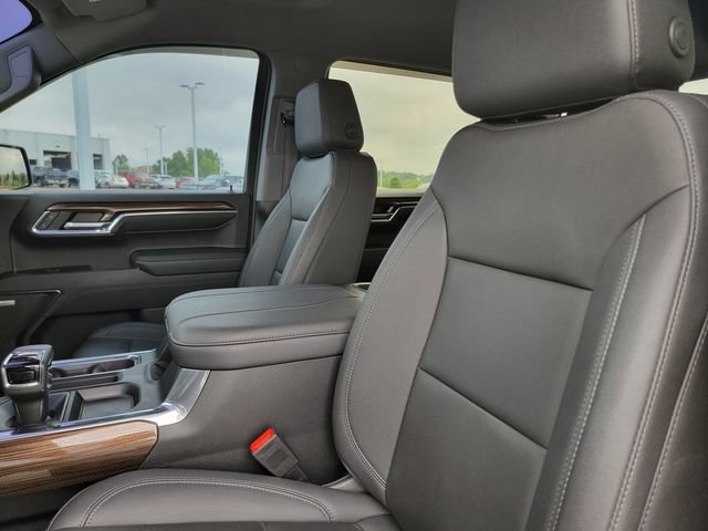 2023 Chevrolet Silverado 1500 RST - Photo 14