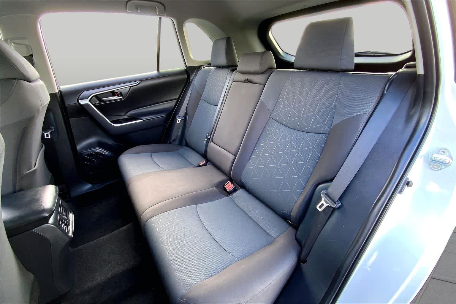 Used 2025 Ice Cap Toyota XLE image 20