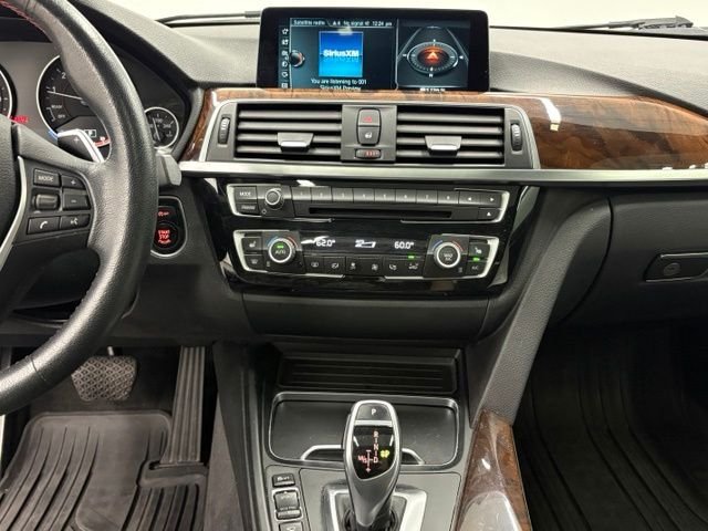 Used 2017 White BMW 330i xDrive image 27