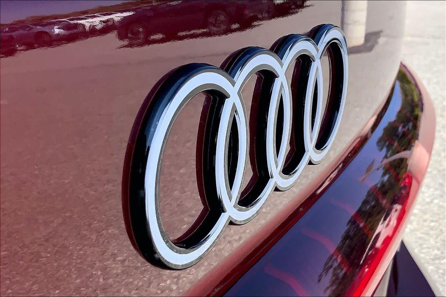 Used 2025 Grenadine Red Metallic Audi Premium Plus image 31