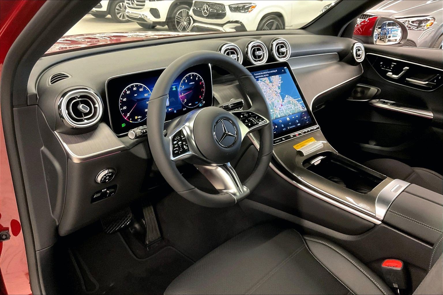 New 2026 MANUFAKTUR Patagonia Red Metallic Mercedes-Benz GLC 300 image 19