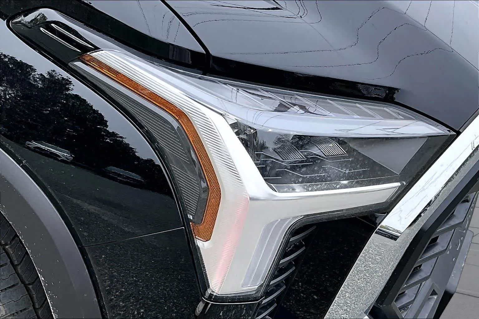 New 2026 Midnight Black Metallic Toyota SR5 image 14