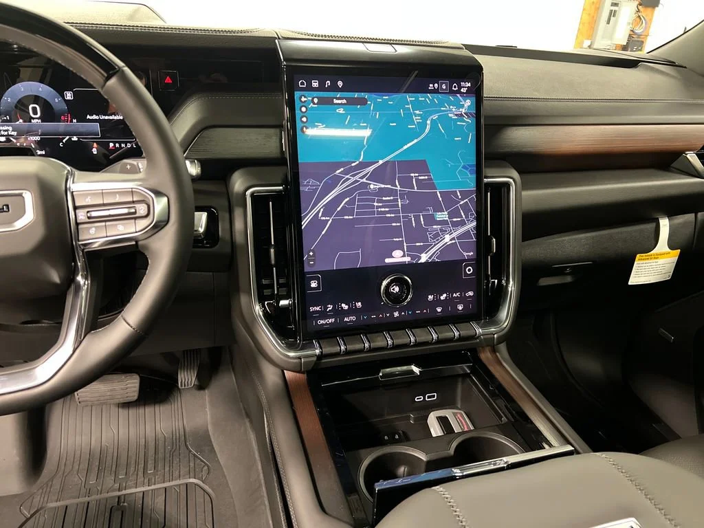 2026 GMC Yukon XL Denali - Photo 22