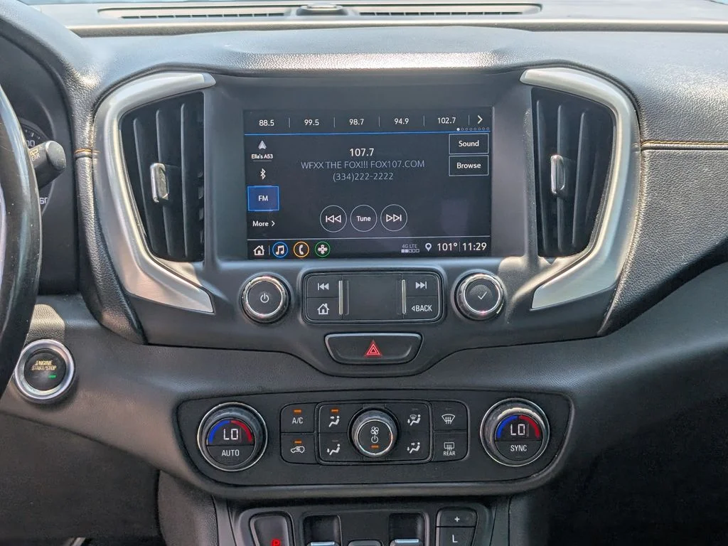 Used 2020 White GMC SLT image 20