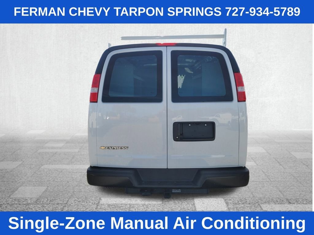 2025 Chevrolet Express Cargo Work Van - Photo 10
