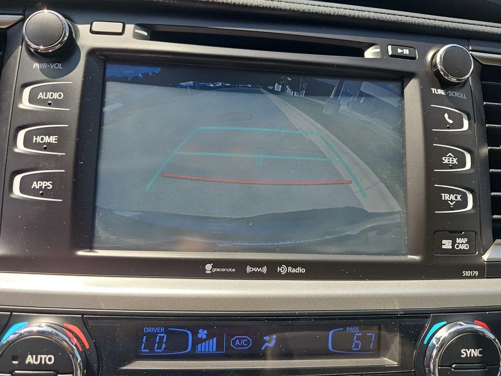Used 2018 Gray Toyota XLE image 23