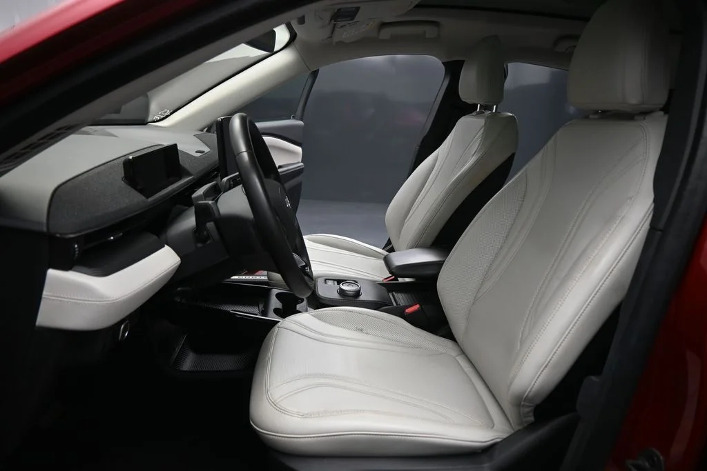 Used 2023 Red Ford Premium image 10