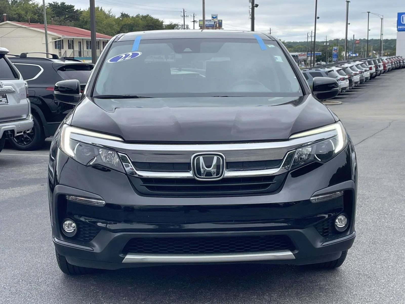 Certified Used 2022 Crystal Black Pearl Honda EX-L 2WD image 4