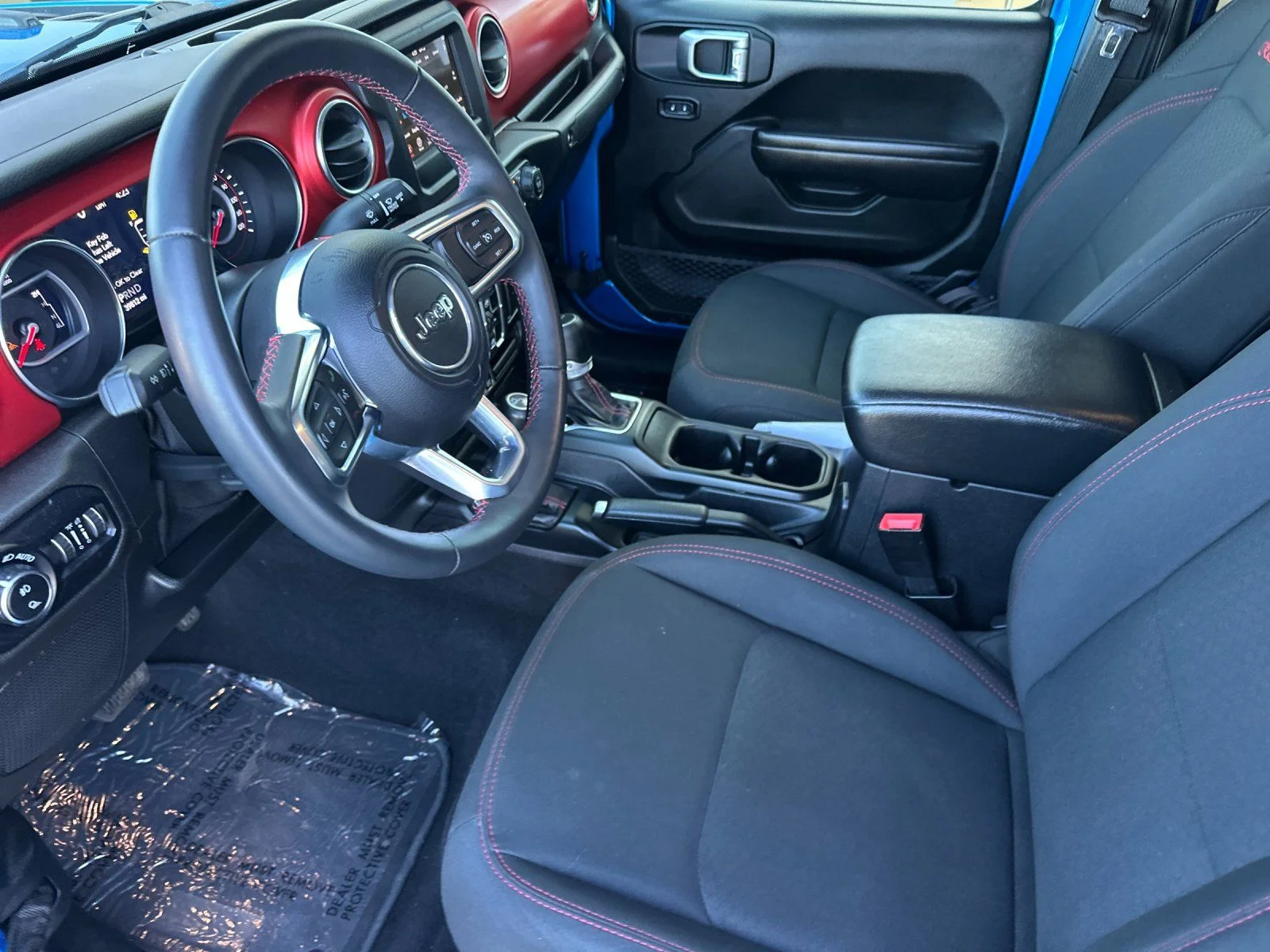 Used 2020 Hydro Blue Pearlcoat Jeep Rubicon image 9