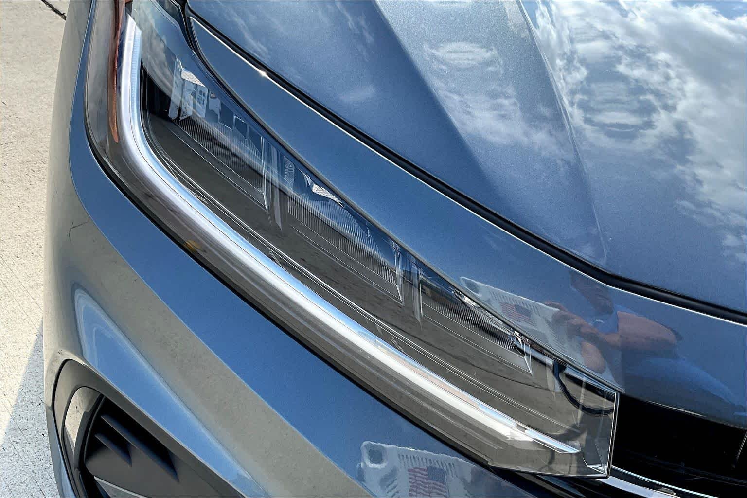 New 2026 Platinum Gray Metallic Volkswagen Sport image 13