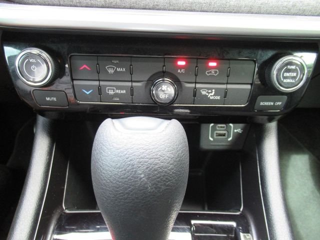 Used 2024 Red Jeep Sport image 27