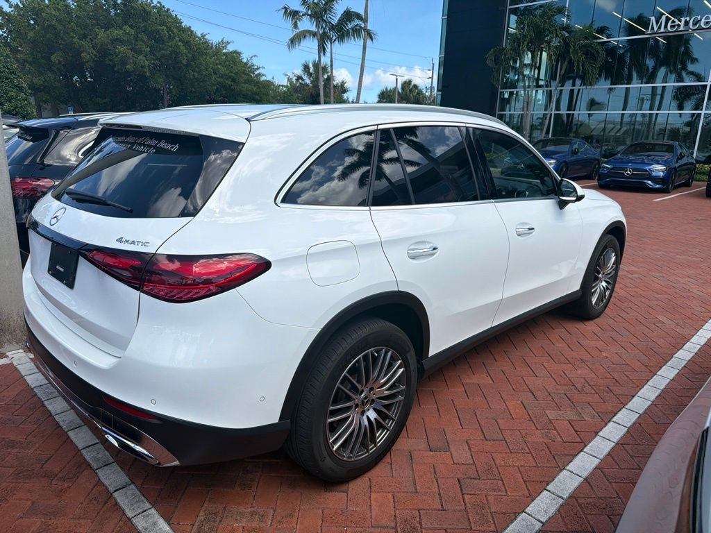 Certified Used 2025 White Mercedes-Benz GLC 300 image 6