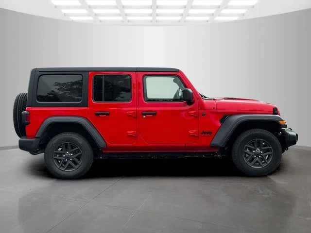 Used 2024 Red Jeep Sport S image 8