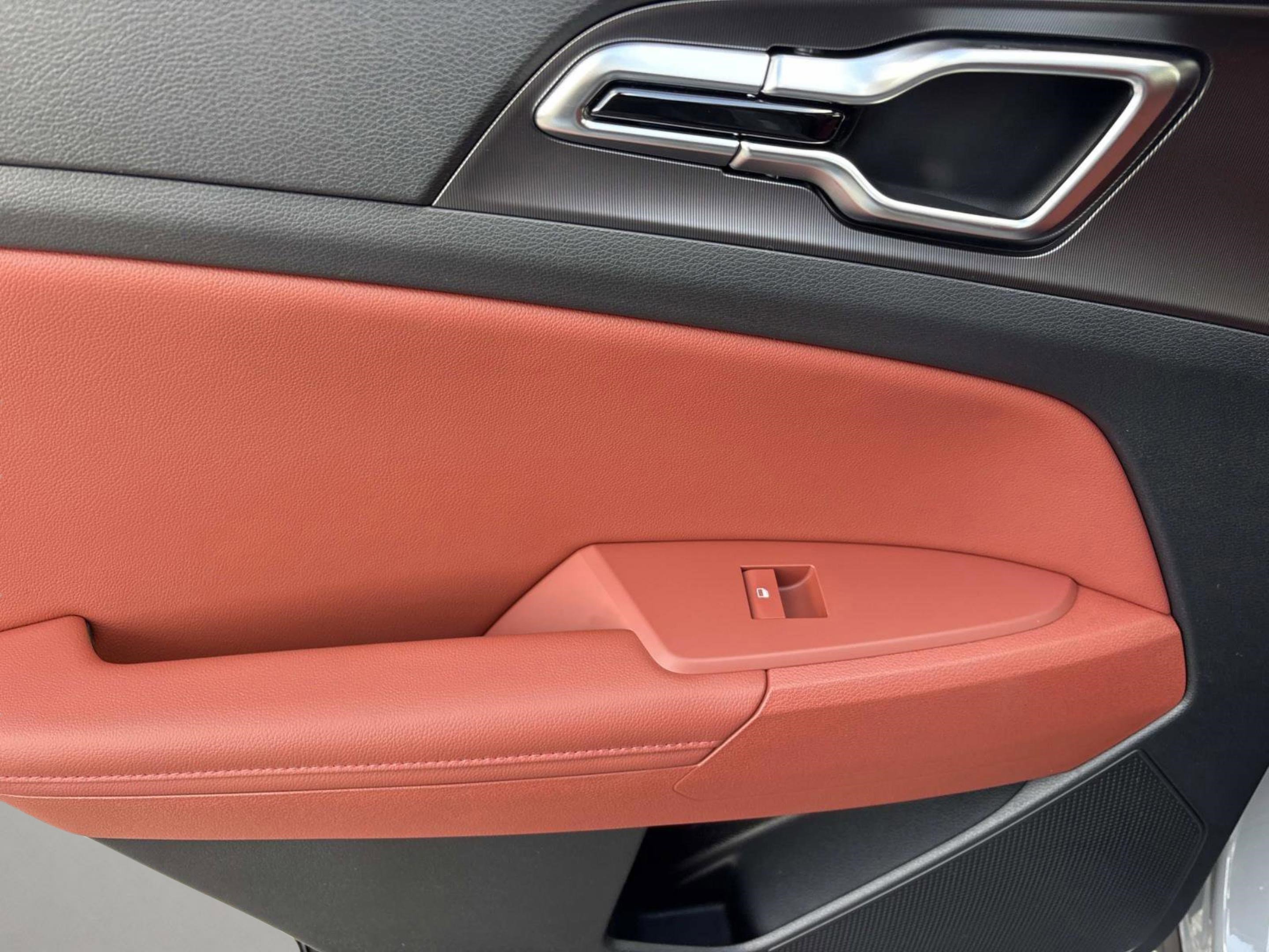 New 2026 Wolf Gray Kia SX Prestige image 19