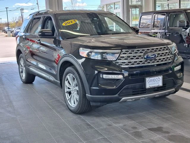 2023 Ford Explorer Limited 4WD's photo