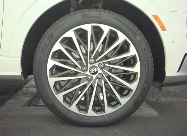 Certified Used 2026 White Hyundai Calligraphy image 10