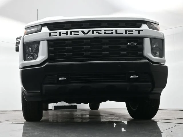 Used 2022 SUMMIT WHITE Chevrolet Custom image 21