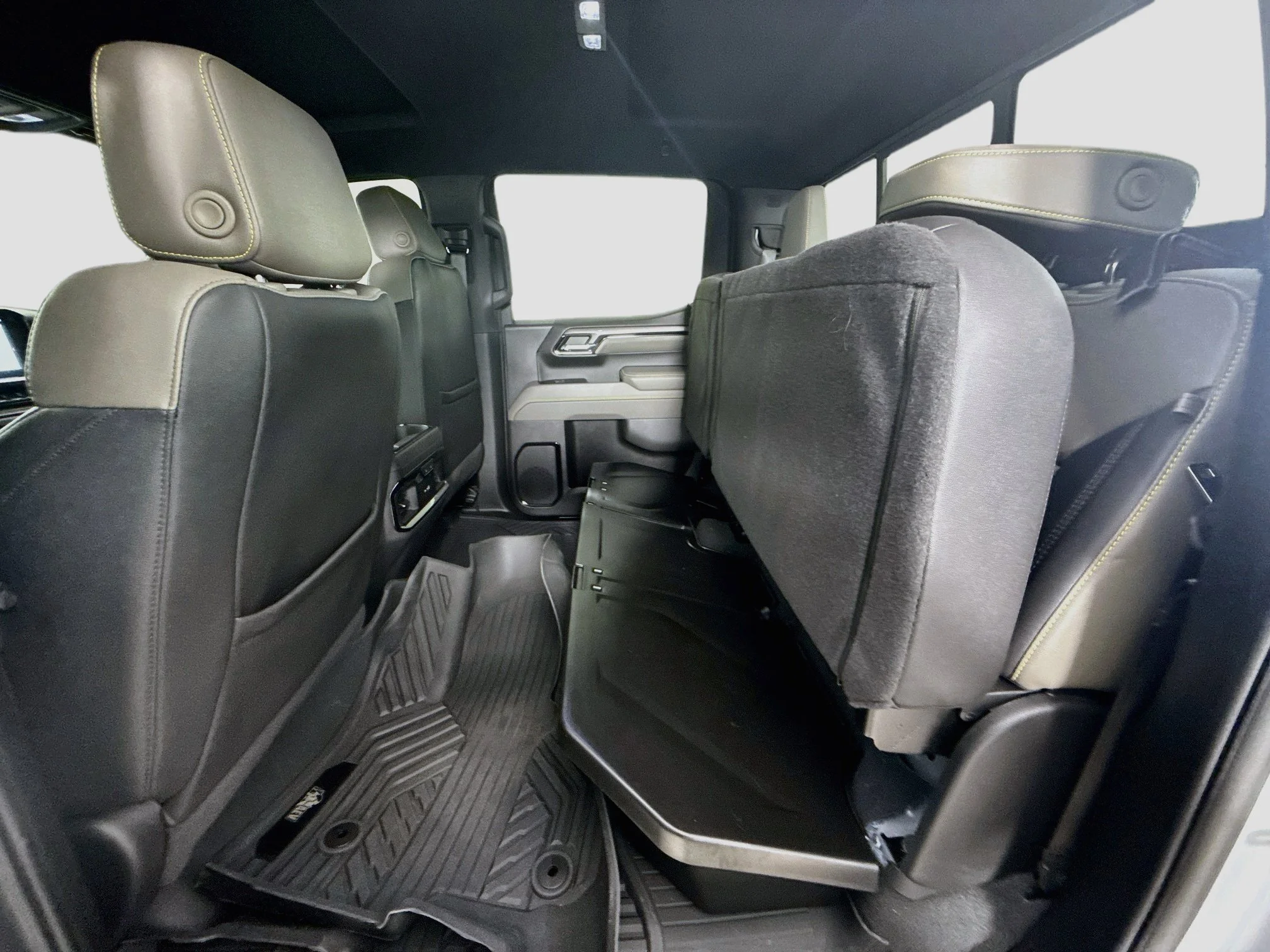 Used 2024 Slate Gray Metallic Chevrolet ZR2 image 27