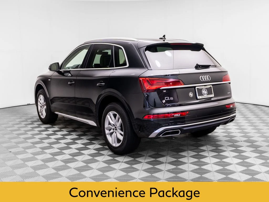 Used 2023 Black Audi 45 S line Premium image 3