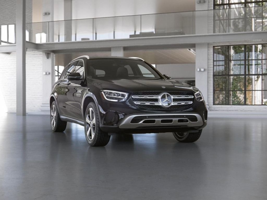 Certified Used 2022 Black Mercedes-Benz GLC 300 4MATIC® image 10