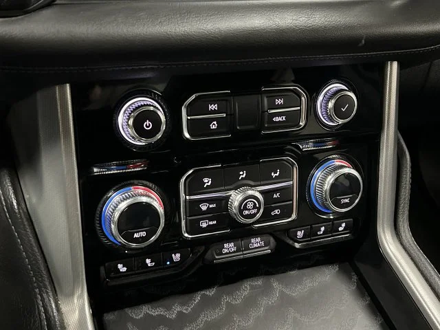 Used 2023 Black GMC Denali image 19