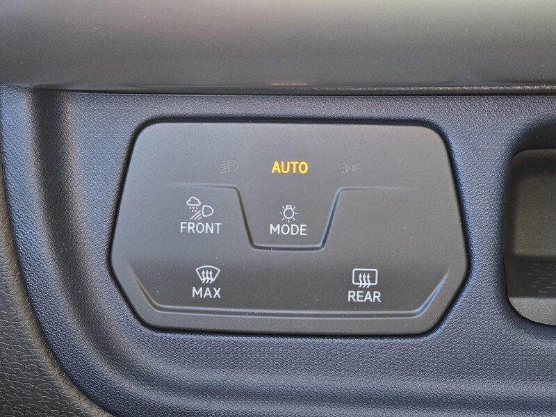 2025 Volkswagen ID. Buzz PRO S - Photo 15