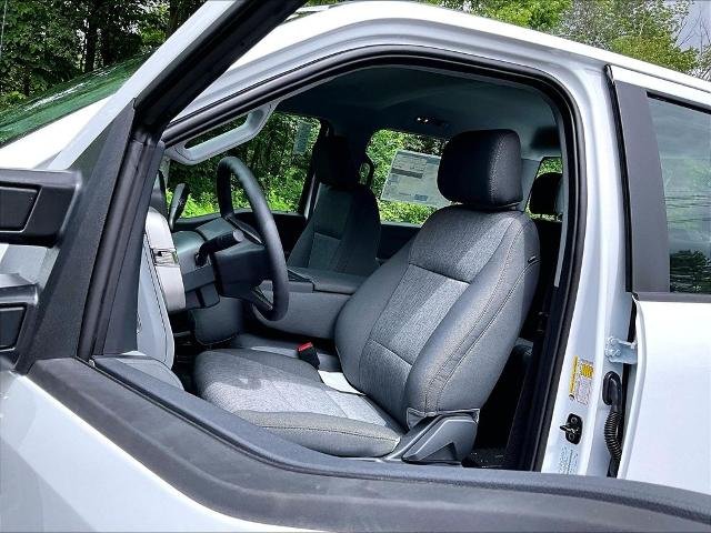 New 2026 Oxford White Ford XL image 23