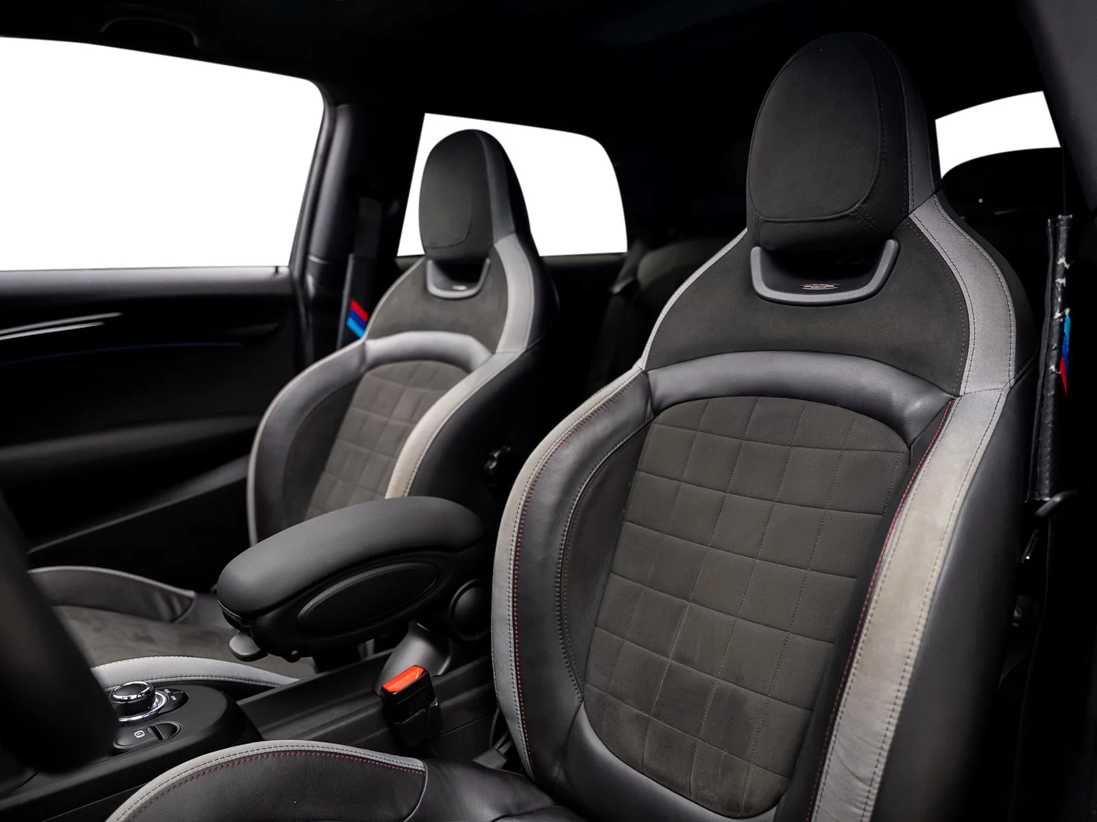 Used 2023 Black MINI  image 35