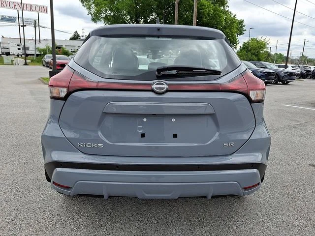 Used 2023 Gray Nissan SR image 7