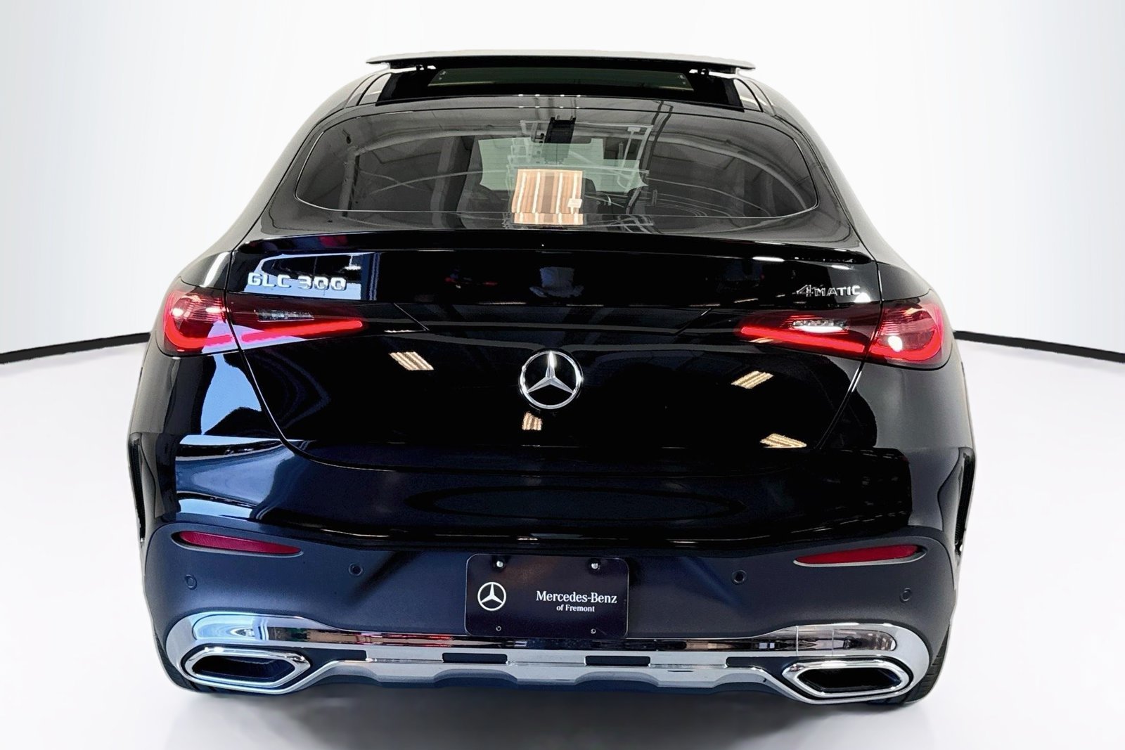 New 2027 Black Mercedes-Benz GLC 300 image 6