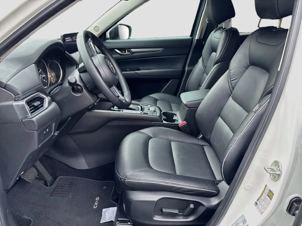 Certified Used 2025 White Mazda 2.5 S Select Package image 21