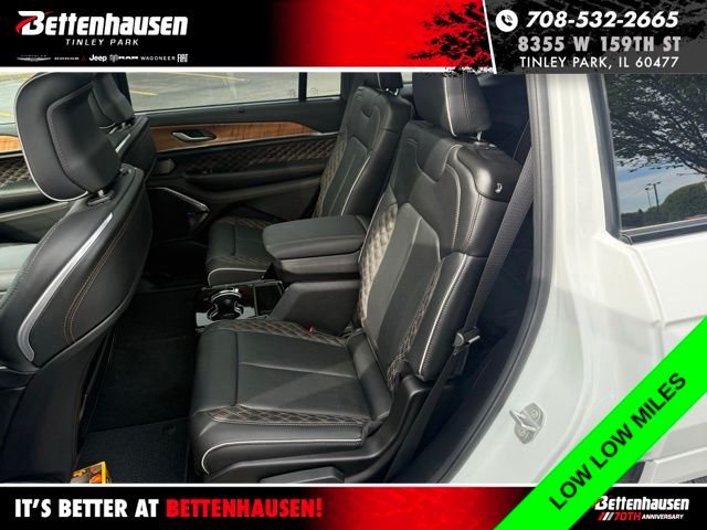 Used 2026 Bright White Clearcoat Jeep Summit image 9