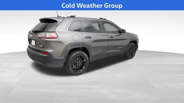 Used 2019 Gray Jeep Latitude Plus image 2