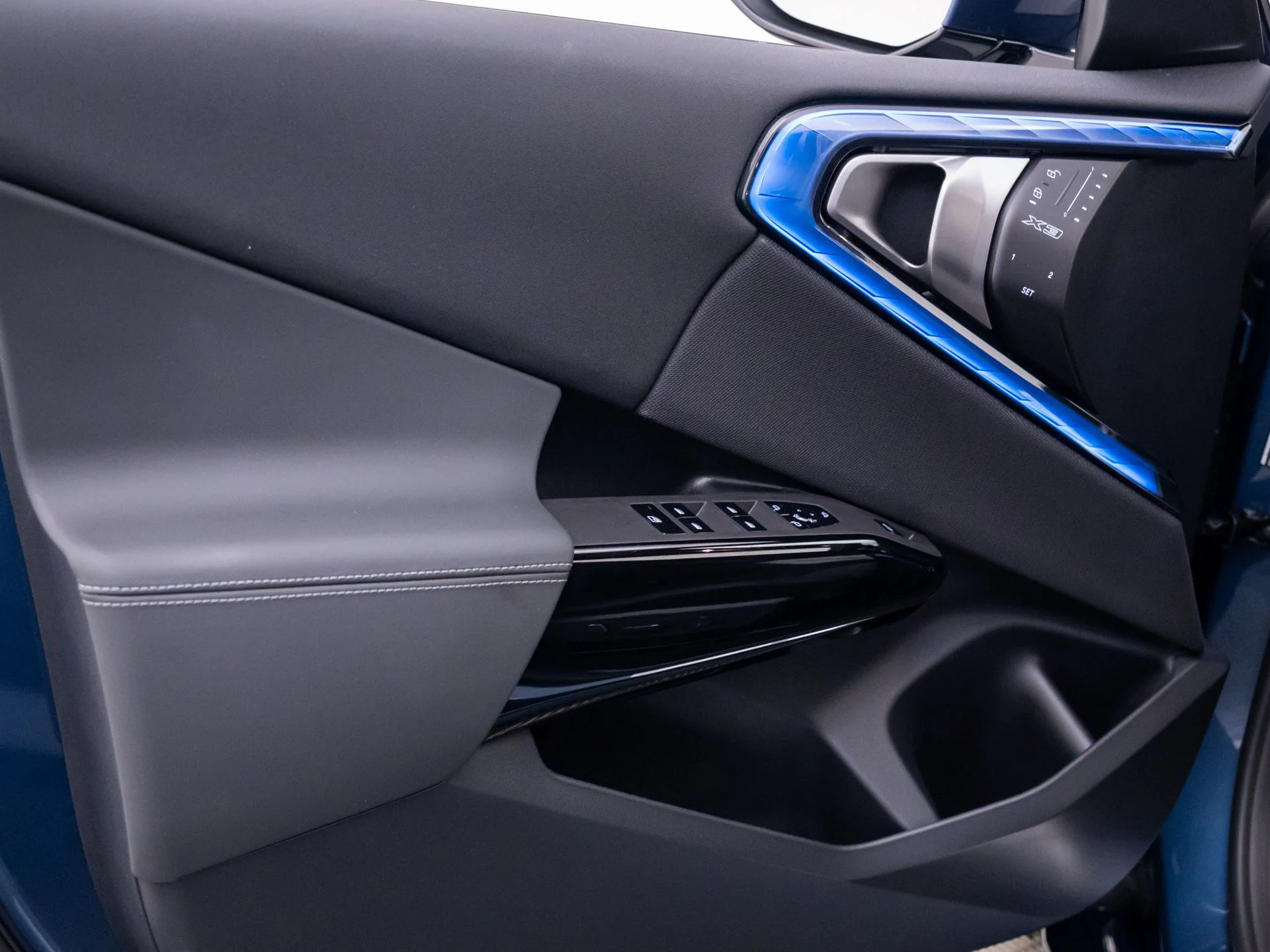 New 2026 Blue BMW 30 xDrive image 14