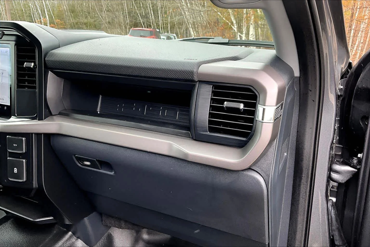 Certified Used 2024 Carbonized Gray Metallic Ford XL image 19