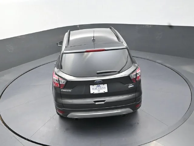 Used 2018 Gray Ford SE image 17