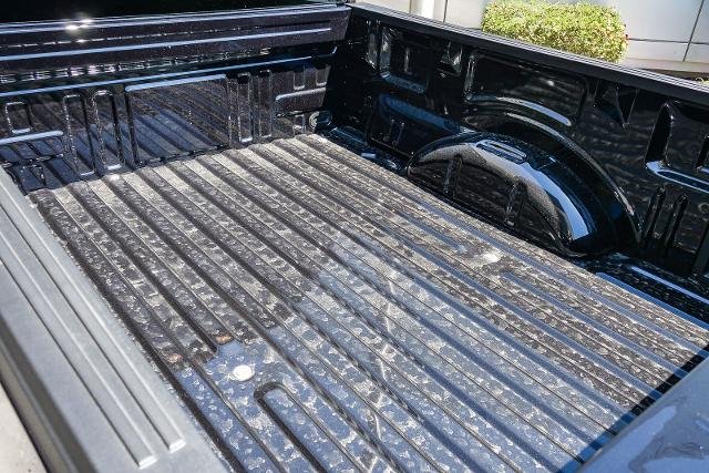 New 2026 Agate Black Metallic Ford XL image 46