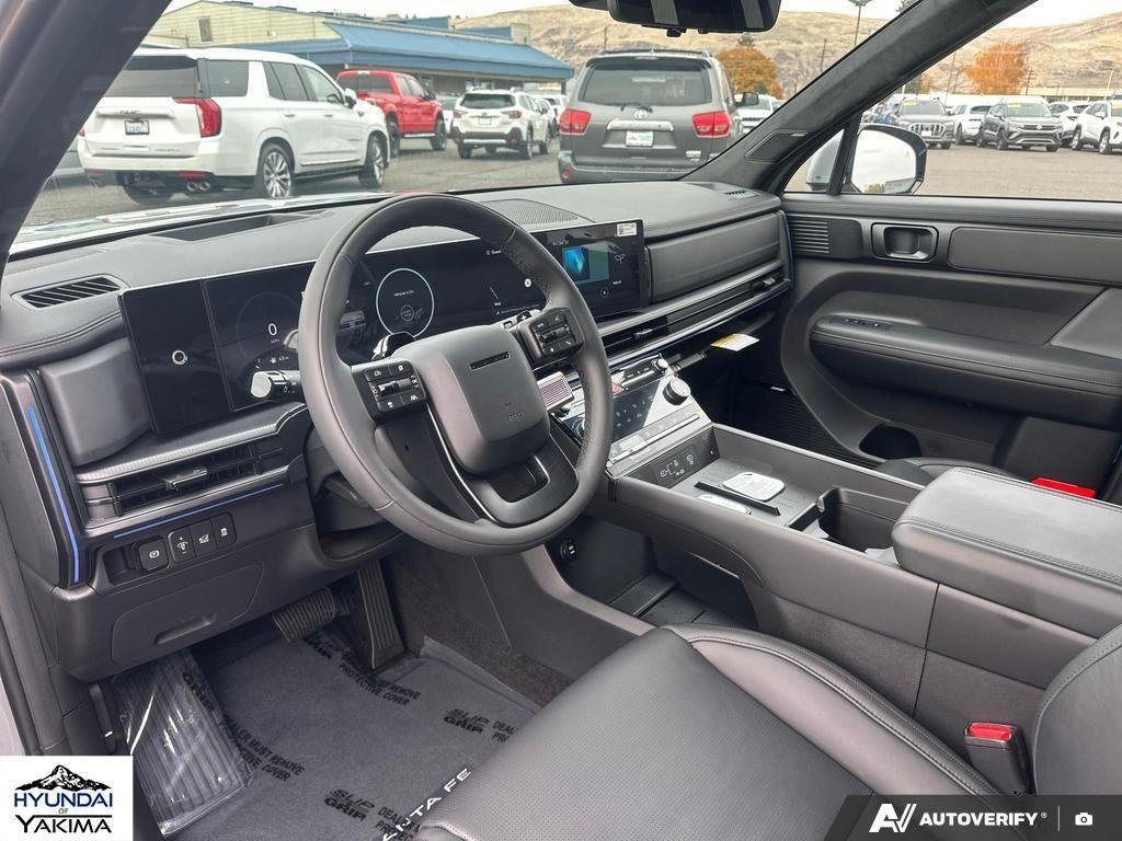 New 2026 Shimmering Silver Hyundai Calligraphy image 13