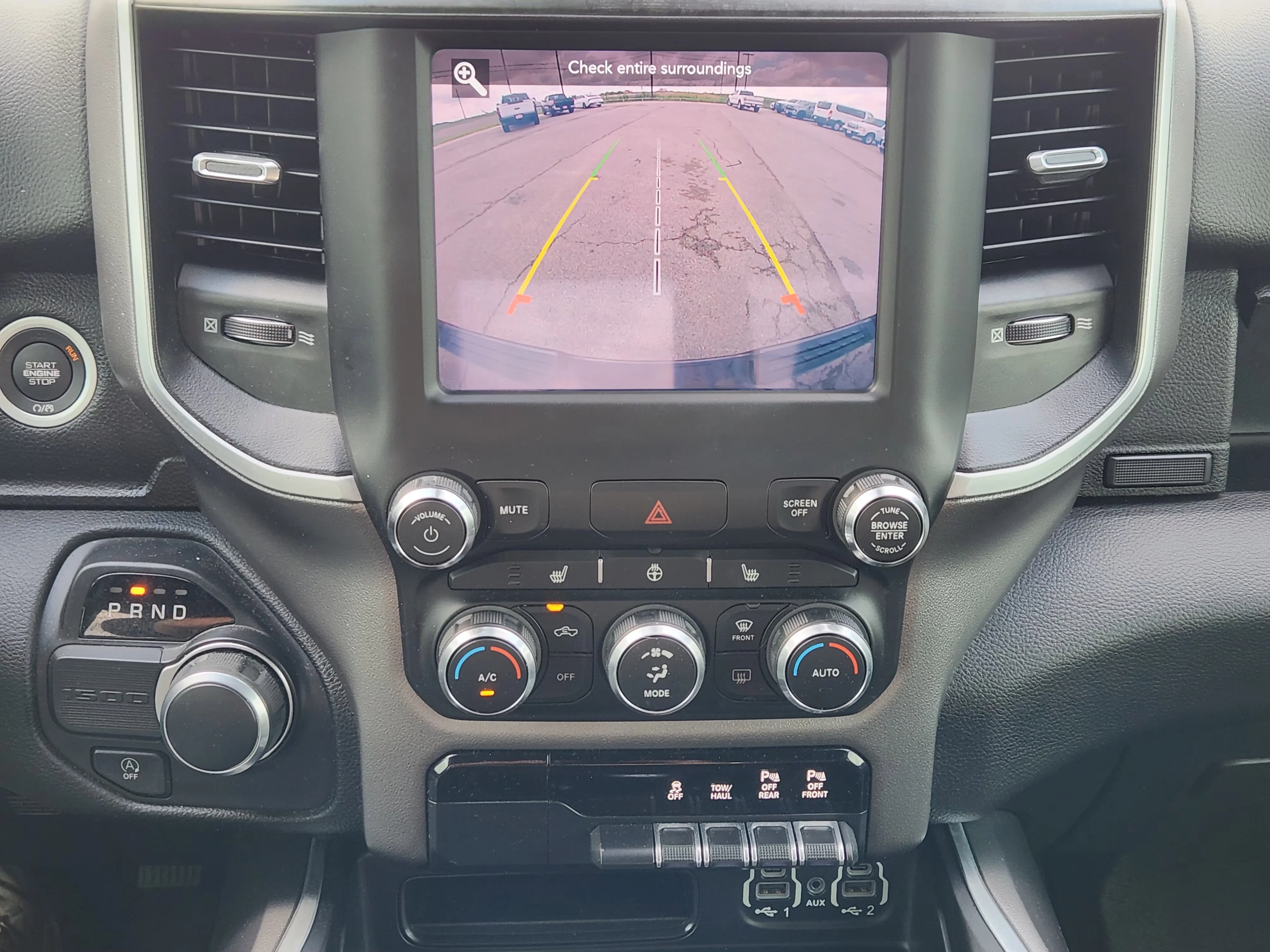 Used 2020 Granite Crystal Metallic Clearcoat Ram Big Horn/Lone Star Night Edition image 19