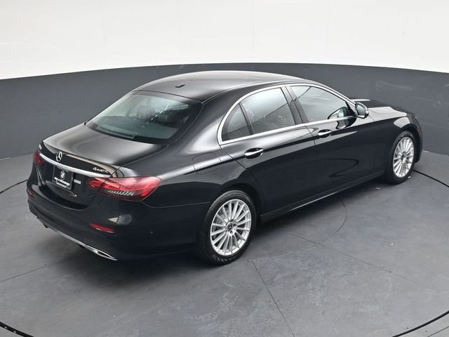 Used 2023  Mercedes-Benz E 350 image 24