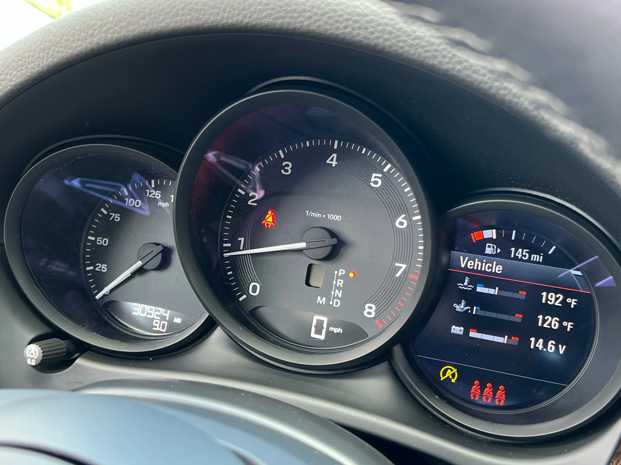 Used 2023 White Porsche Base image 27