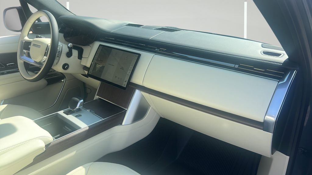 2026 Land Rover Range Rover SE - Photo 21