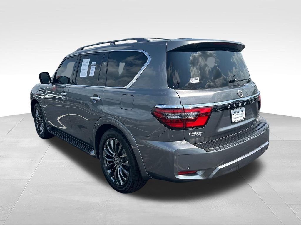 Used 2022 Gray Nissan Platinum image 3