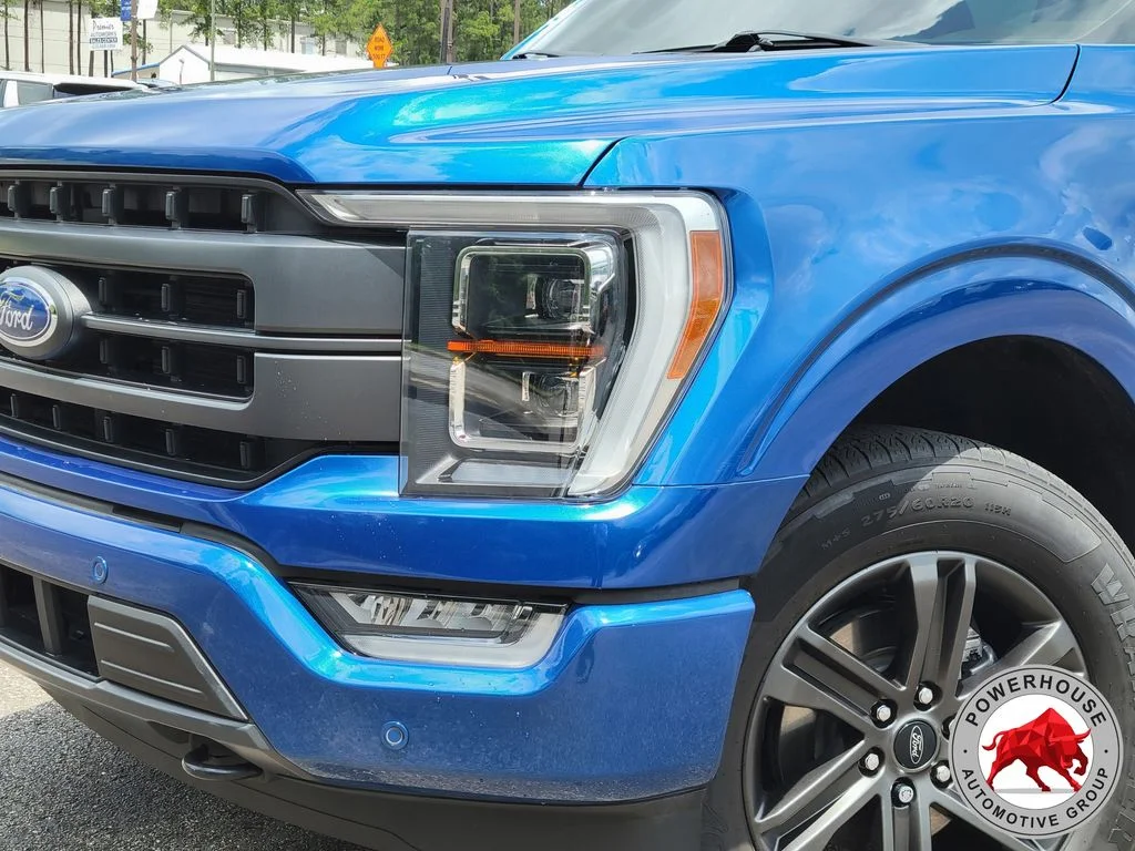 Used 2022 Blue Ford Lariat image 10